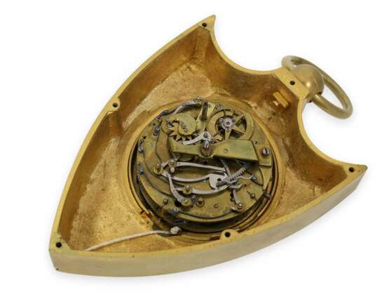 Reiseuhr: äußerst seltene schildförmige Offiziers-Reiseuhr mit 3 Komplikationen, signiert Robert, ca. 1820 - Foto 3
