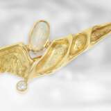 Brosche/Nadel: schwere Goldschmiedebrosche im Lapponiastil mit Opal und Brillant, 14K Gold - фото 1