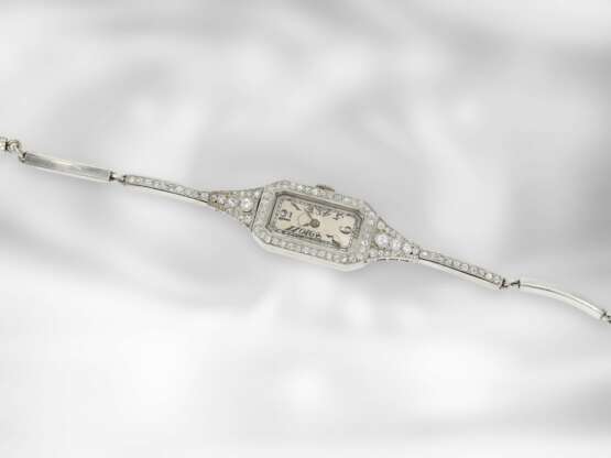 Armbanduhr: sehr hochwertige Art déco Damenuhr aus Platin mit Diamantbesatz, E. Koehn Geneve No. 85979, gefertigt für Coldwell USA, ca. 1925 - photo 4