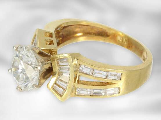 Ring: amerikanischer, äußerst dekorativer und hochwertiger Brillant/Diamant-Goldschmiedering, 3,49ct - photo 3