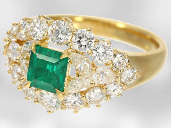 Ring: sehr schöner und sehr hochwertiger Smaragd-/Diamantring, insgesamt ca. 2,34ct, 18K Gelbgold - Foto 3