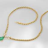Kette/Collier: neuwertiges sehr dekoratives Goldschmiedecollier mit Smaragdtropfen und Diamanten, insgesamt ca. 4,5ct, 18K Gold - фото 2