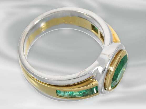 Ring: wertvoller und sehr solide gearbeiteter 18K Smaragd-Goldschmiedering, Mittelstein von 1,6ct - фото 4