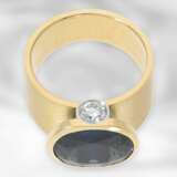 Ring: äußerst hochwertiger und individuell gestalteter Saphir/Brillant-Designer-Goldschmiedering, schöner und wertvoller Saphir von ca. 7,11ct sowie ca. 0,62ct feine Brillanten - photo 3