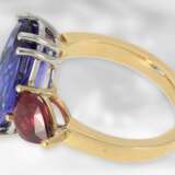 Ring: handgearbeiteter, edler und sehr hochwertiger Goldschmiedering mit schönem Tansanit guter Qualität sowie hochfeinen Rubinen, ca.10,83ct, ungetragen - photo 5
