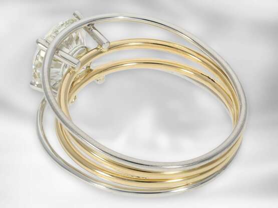 Ring: äußerst wertvoller, moderner und individuell gestalteter Brillant/Solitär-Goldschmiedering, 2,49ct, VVS, aktuelle DPL-Expertise - фото 2