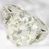 Ring: wertvoller Solitärring mit ungewöhnlich großem Altschliff-Diamanten von ca. 5,2ct, 14K Weißgold - фото 5
