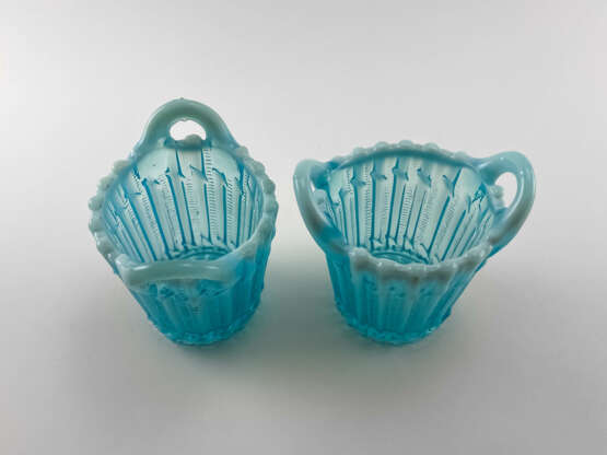 “Pair of serving bowls azure. England company Davidson uranium glass 1890гг.” George Davidson and Co Mixed media 1890 - photo 4