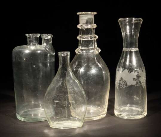 Vier Vorratsflaschen Wohl 20. Jahrhundert - photo 1