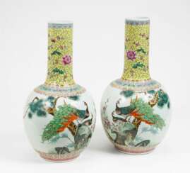 China, Paar große Vasen