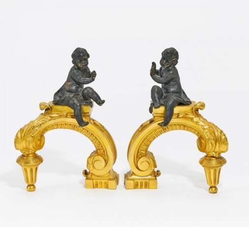 Paar Kaminböcke mit Amoretten Style Louis XVI - фото 1