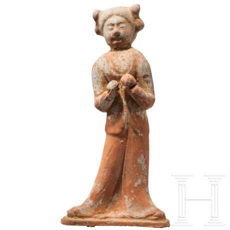 Keramik-Figurine einer stehenden Dame, China, Tang-Periode - фото 3