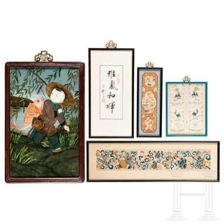 Konvolut asiatisches gerahmtes Kunsthandwerk, meist 19. Jahrhundert - фото 1