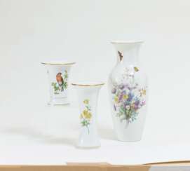 KPM und Meissen, Drei Vasen mit Blumendekor