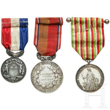 Drei silberne Medaillen, Frankreich/ Italien, 20. Jahrhundert - фото 2