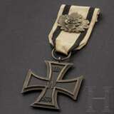 Eisernes Kreuz 2. Klasse 1870 mit Eichenlaub "25", am Nichtkämpferband - Foto 1