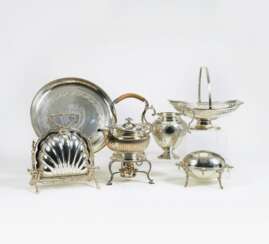 England, Salver, Teekessel auf Rechaud