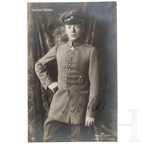 Leutnant Oswald Bölcke - Foto-Ansichtskarte (Sanke) mit Unterschrift - фото 1