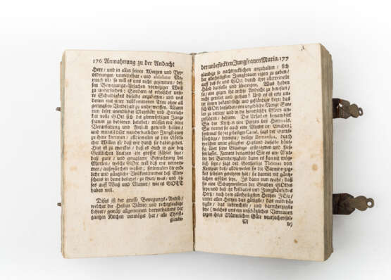 3-teiliges Konvolut religiöser Schriften, 18. Jahrhundert - 1 x großformatige Bibel - Foto 2
