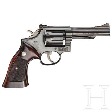 Smith & Wesson Modell 15-3, "The K-38 Combat Masterpiece" - Foto 2