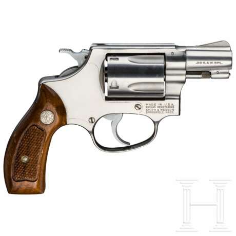 Smith & Wesson Modell 60, "The .38 Chief's Special Stainless" - фото 2