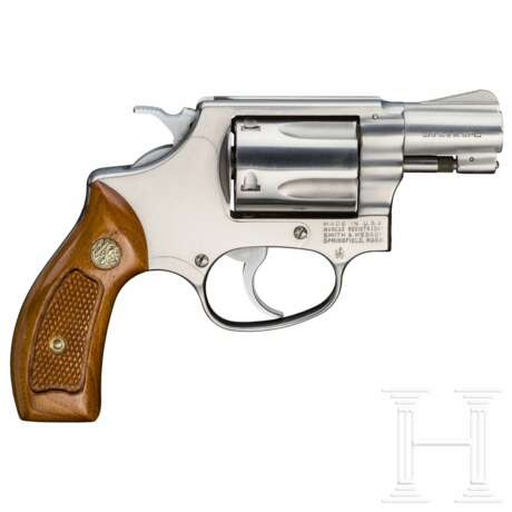 Smith & Wesson Modell 60, "The .38 Chief's Special Stainless", im Karton - photo 2