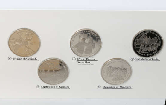 Konvolut SILBERmünzen im Schuhkarton - dabei z.B. 1 x Panama Proof Set - 26,935 Balboas 1975, Erhalt unterschiedlich, ehemals PP, Patina, - photo 2