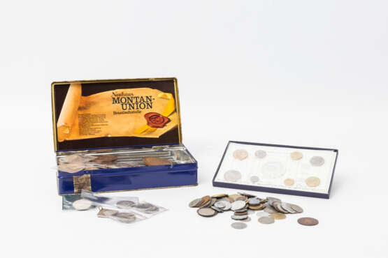 Kleine Zusammenstellung Münzen und Medaillen - dabei Österreich mit 3 x 100 S und 3 x 50 S. - фото 1