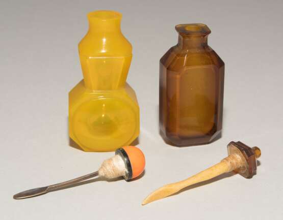 6 Glas Snuff Bottles - photo 7