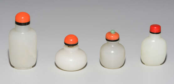 4 Jade Snuff Bottles - Foto 2