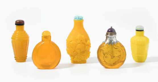 5 Glas Snuff Bottles - photo 1