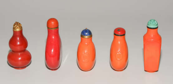 5 Peking-Glas Snuff Bottles - фото 5