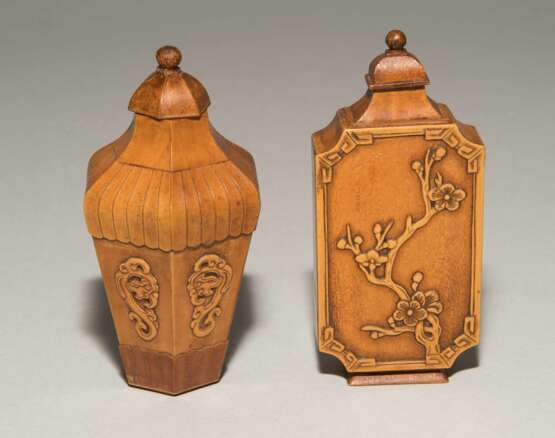 3 Snuff Bottles - photo 3