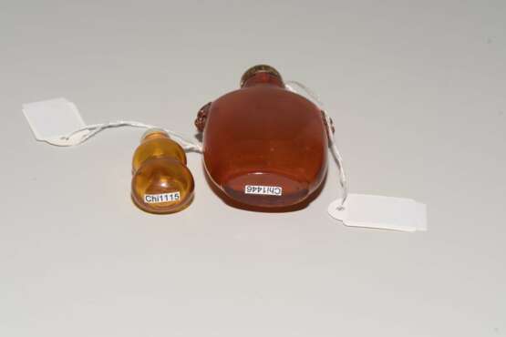 2 Bernstein Snuff Bottles - photo 7