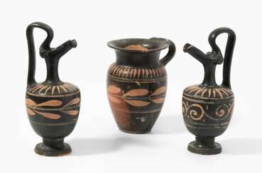 Lot: 3 Apulische Vasen