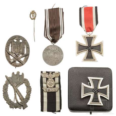 Große Gruppe Auszeichnungen 2. Weltkrieg - photo 1