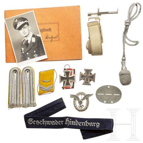 Leutnant Arved Wintgens - Auszeichnungen, Flugbuch, Schulterstücke, Erkennungsmarke - photo 1