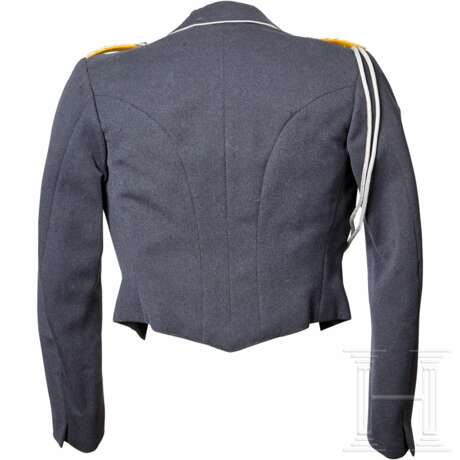 An Evening Dress Jacket for Flight Officers - фото 3