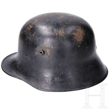 Stahlhelm M17, weiterverwendet bei der SS-VT - photo 4