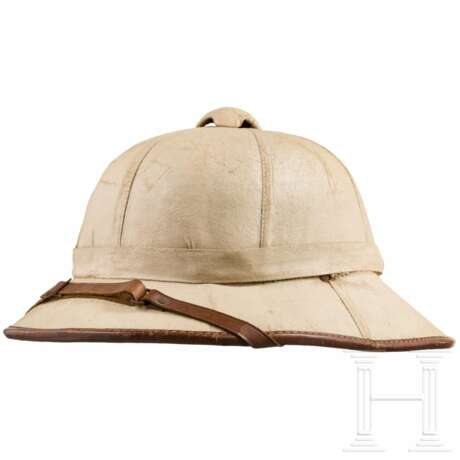 Tropenhelm zur weißen Sommeruniform der Kriegsmarine - Foto 1