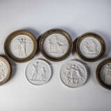 Sieben Reliefplaketten aus Bisquit-Porzellan - фото 1