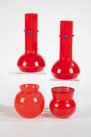 Vier Vasen - photo 1