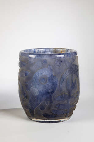 Vase mit Fischdekor - photo 1