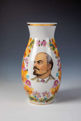 Vase mit Lenin - фото 1