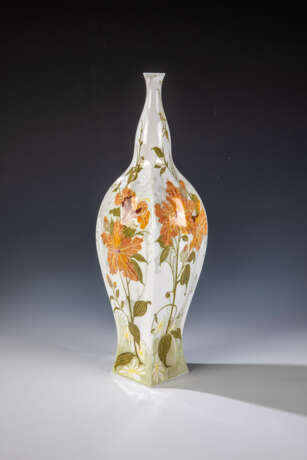 Große Vase mit Orchidee - Foto 1