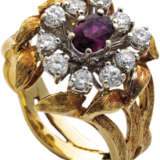 Blütenring mit Diamanten und Rubin - фото 1
