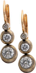 Ohrhänger mit Diamanten