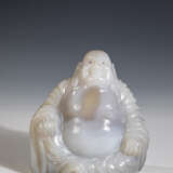 Sitzender Buddha aus Naturachat-Wasserstein - Foto 1