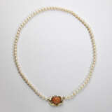 Perlenkette mit goldener Schließe - photo 1
