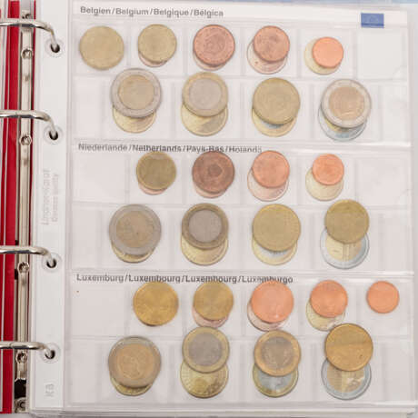 Sammlung Euro Münzen, unter anderem ca. 65 x 2 Euro, 18 x KMS verschiedener Länder, - Foto 5
